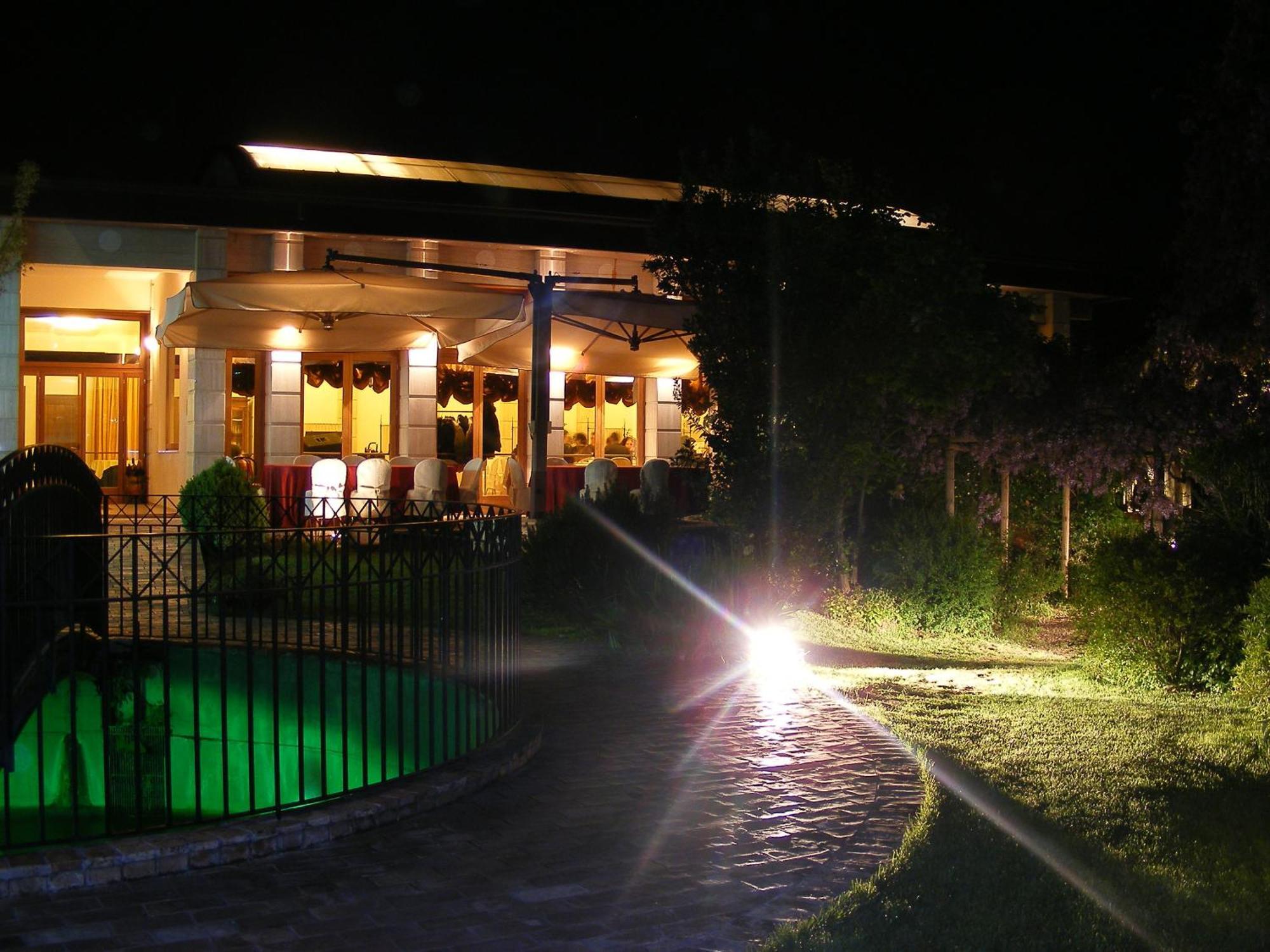 Mingone Hotel Ristorante Isola di Liri Exterior photo